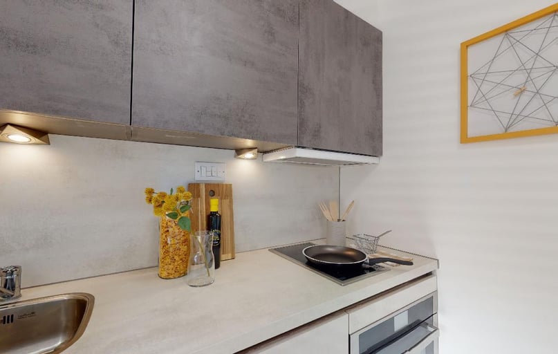 Tunnel Avenue, Westcombe Park, London - Image 1